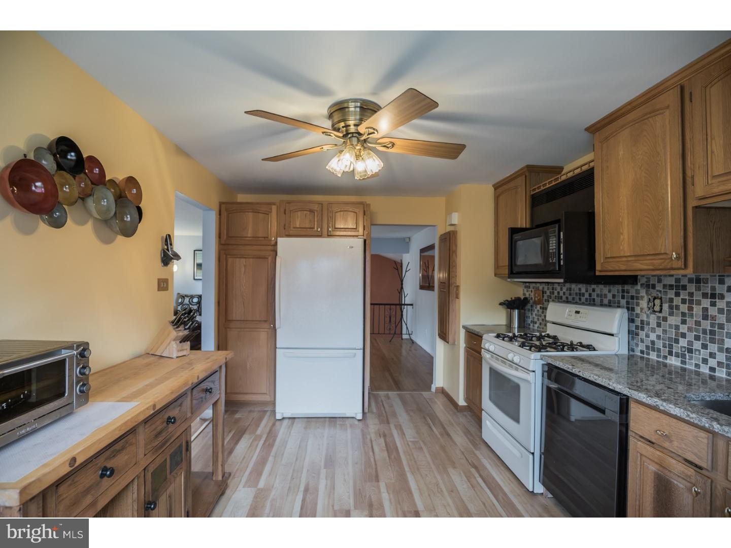 23 Elmgate Road Evesham, NJ 08053 - Photo 10 of 23 Kitchen