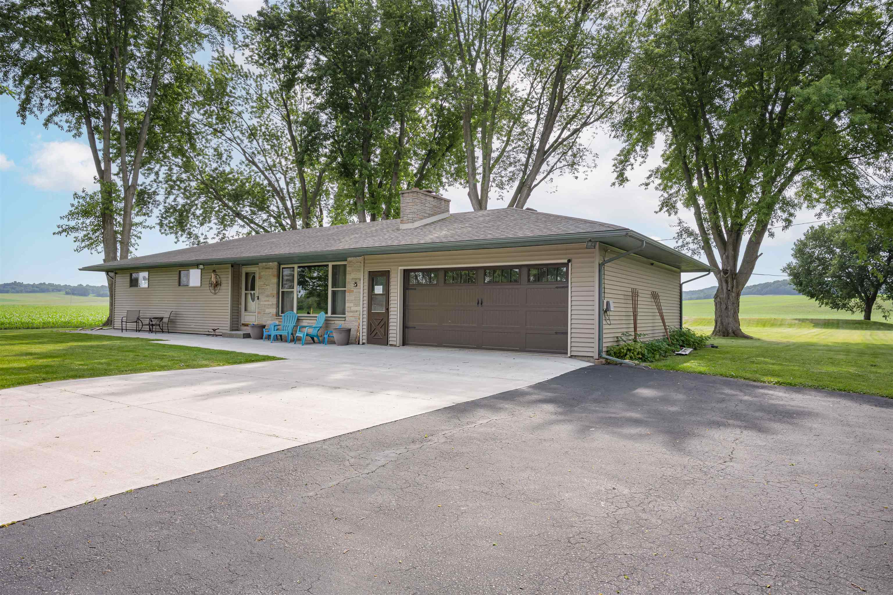 20743 Hwy 27  