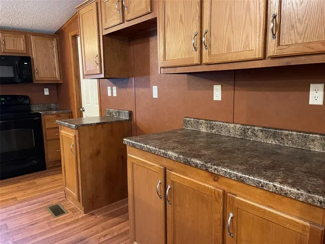 $170,000 | 119 Fcr, Unit 1255, Fairfield, TX 75840