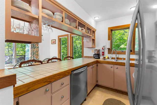 $439,000 | 1226 East Ash Road, Unit L34, Plymouth, VT 05056