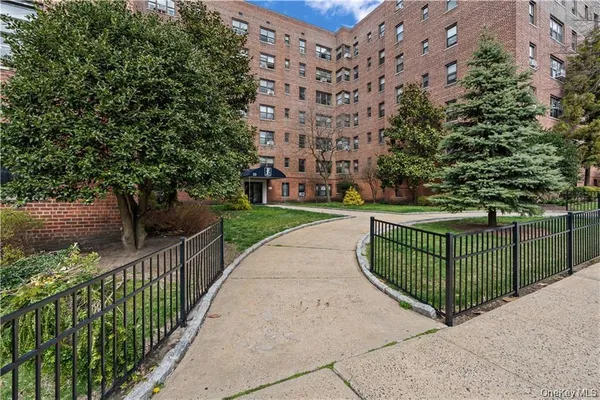 $1,650 | 33 William Street, Unit L3, Mount Vernon, NY 10552