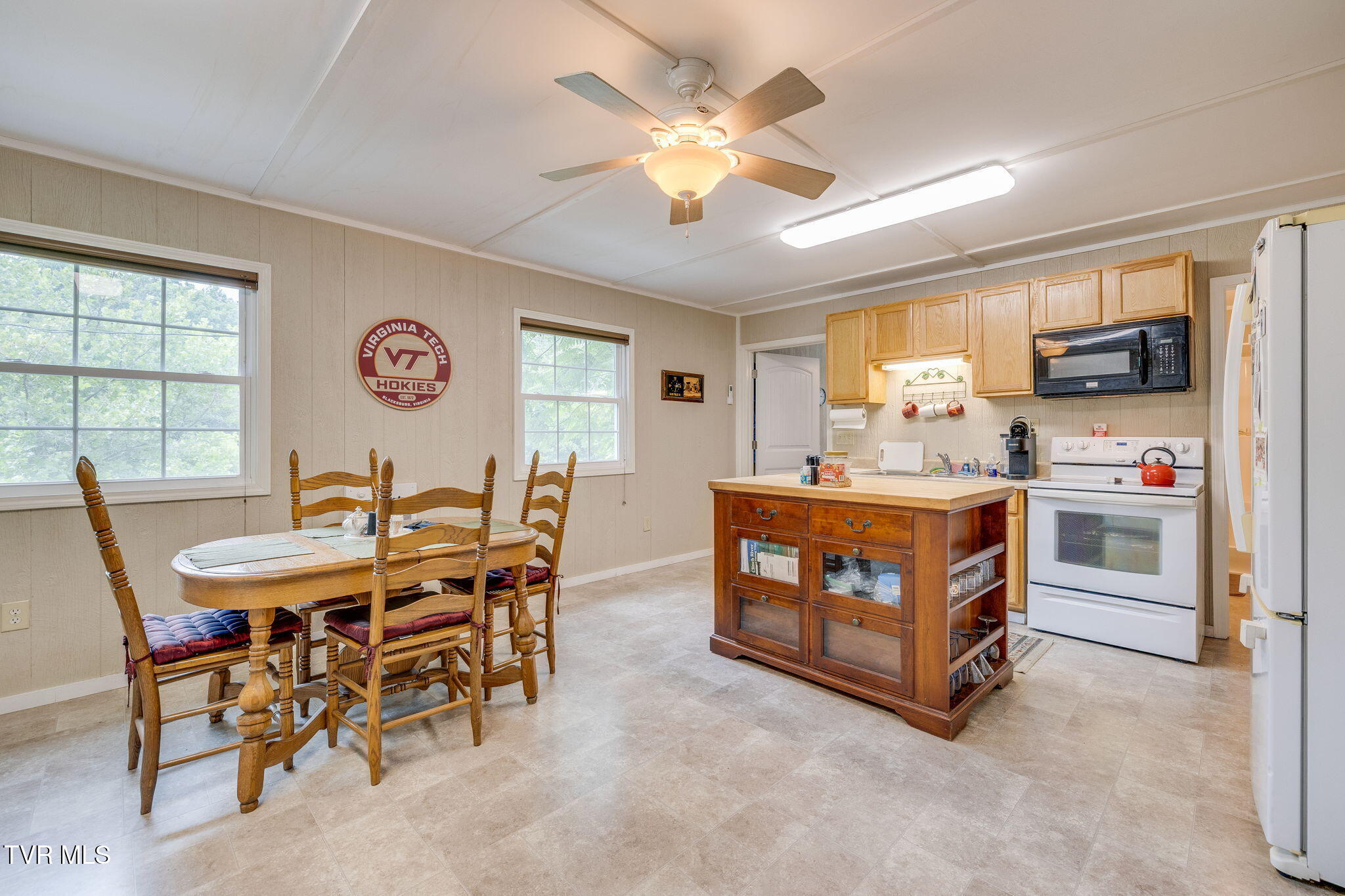 10262 Horton Ford Road Eidson, TN 37731 - Photo 12 of 44 010