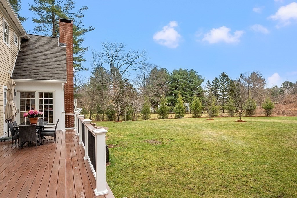 8 Reiling Pond Road Lincoln, MA 01773 - Photo 32 of 35