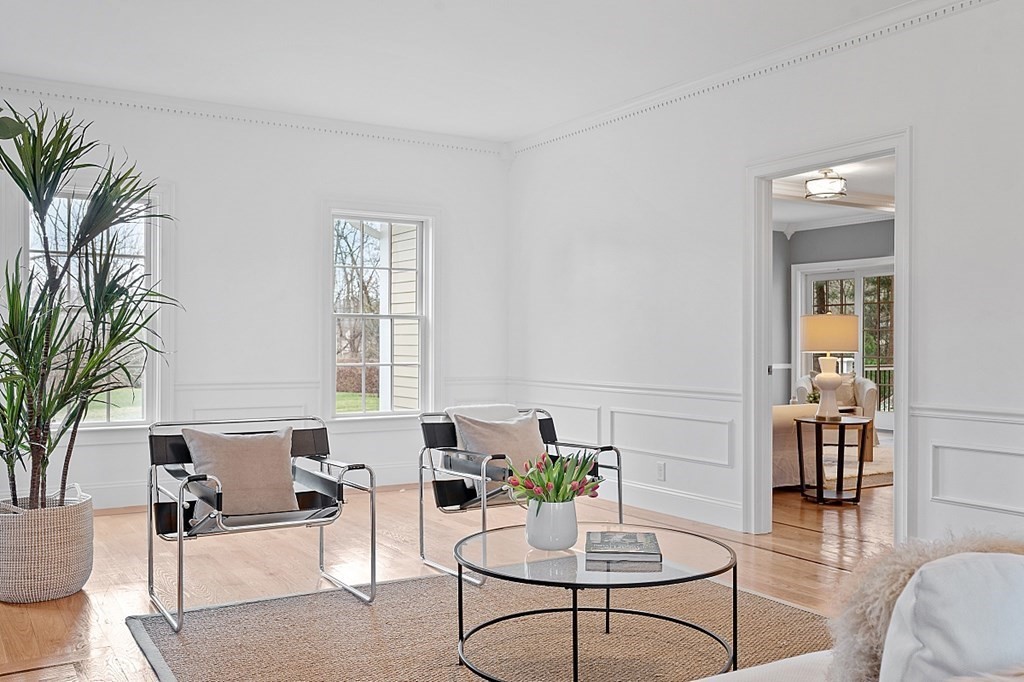 8 Reiling Pond Road Lincoln, MA 01773 - Photo 6 of 35