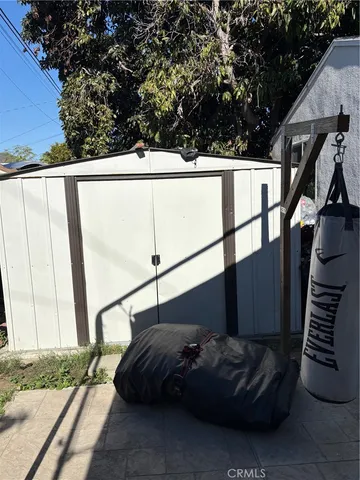 $826,000 | 2911 Baltic Avenue, Long Beach, CA 90810