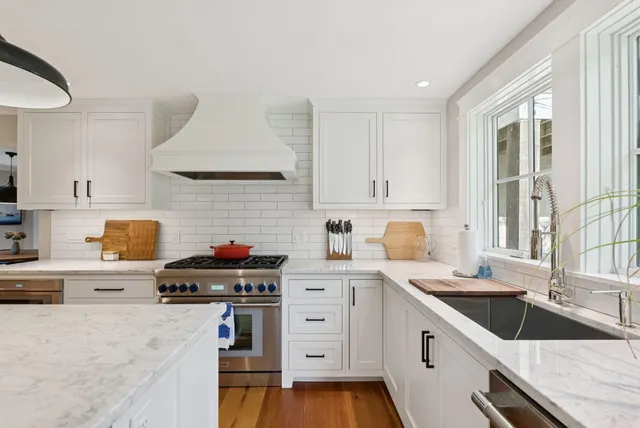 $1,895,000 | 263 Foreside Road, Falmouth, ME 04105