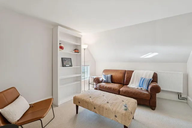 $1,895,000 | 263 Foreside Road, Falmouth, ME 04105