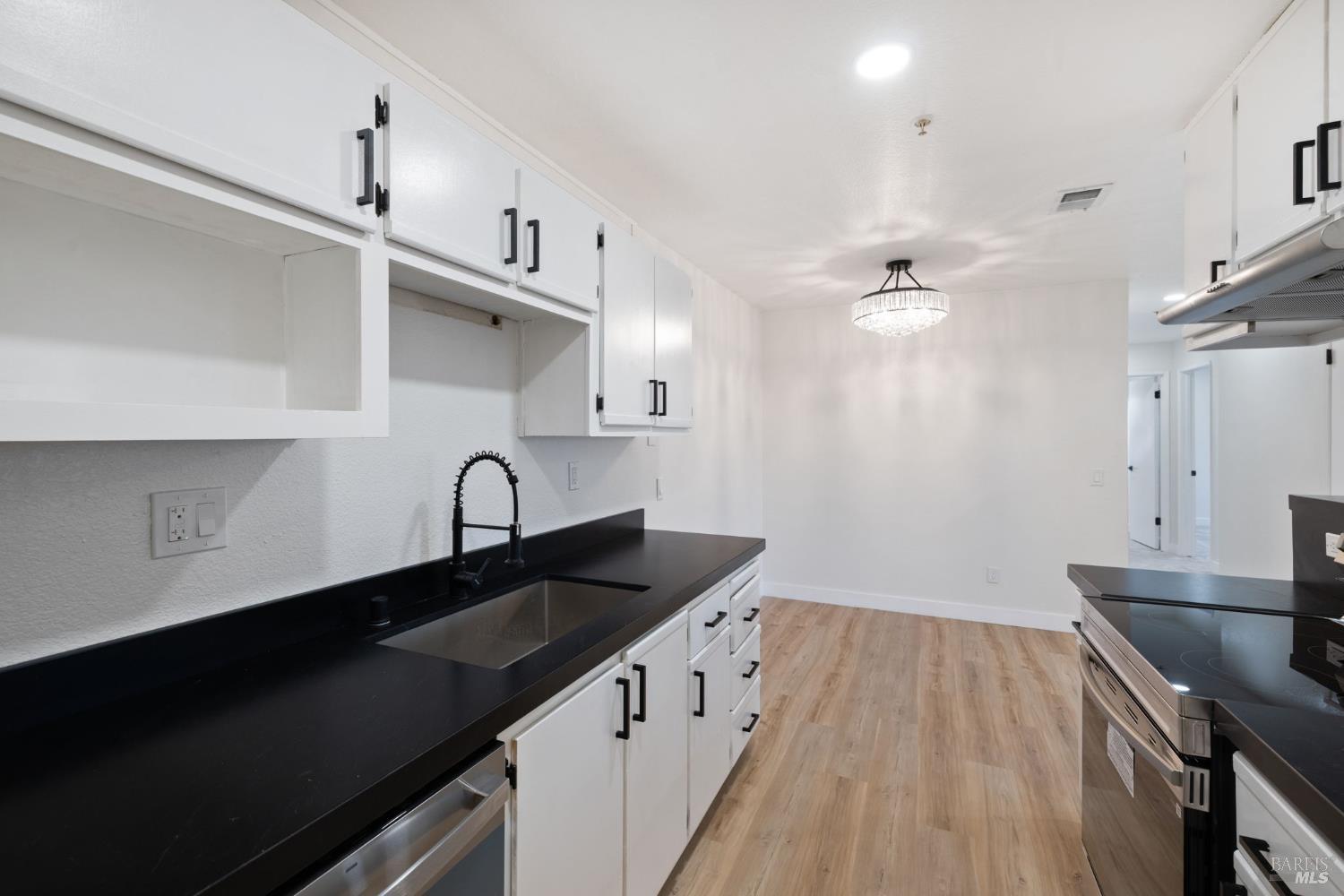 8201 Camino Colegio, Unit 74 Rohnert Park, CA 94928 - Photo 15 of 35