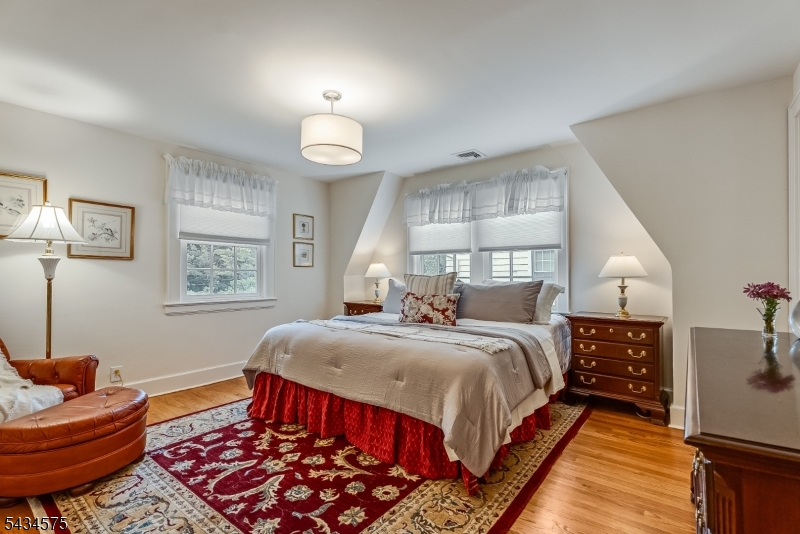 35 Woodland Road Short Hills, NJ 07078 - Photo 25 of 50