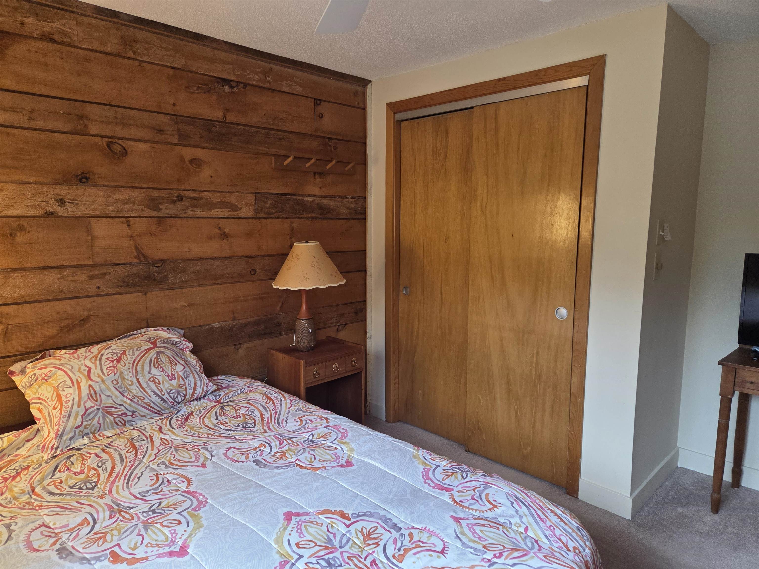 15 Overlook Road, Unit 2 Campton, NH 03223 - Photo 5 of 47