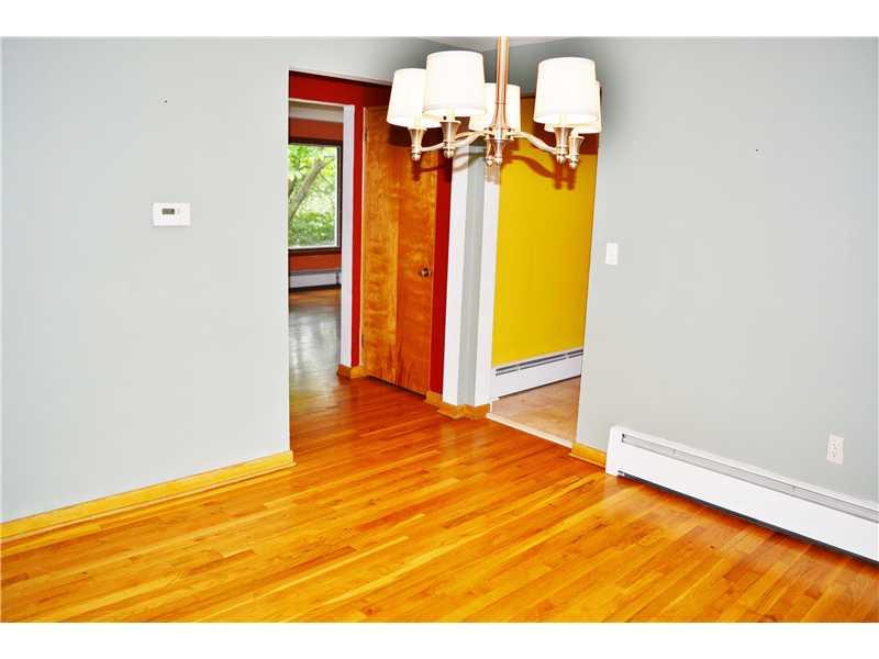 1248 Anderson Road Pittsburgh, PA 15209 - Photo 11 of 25 Dining Room.