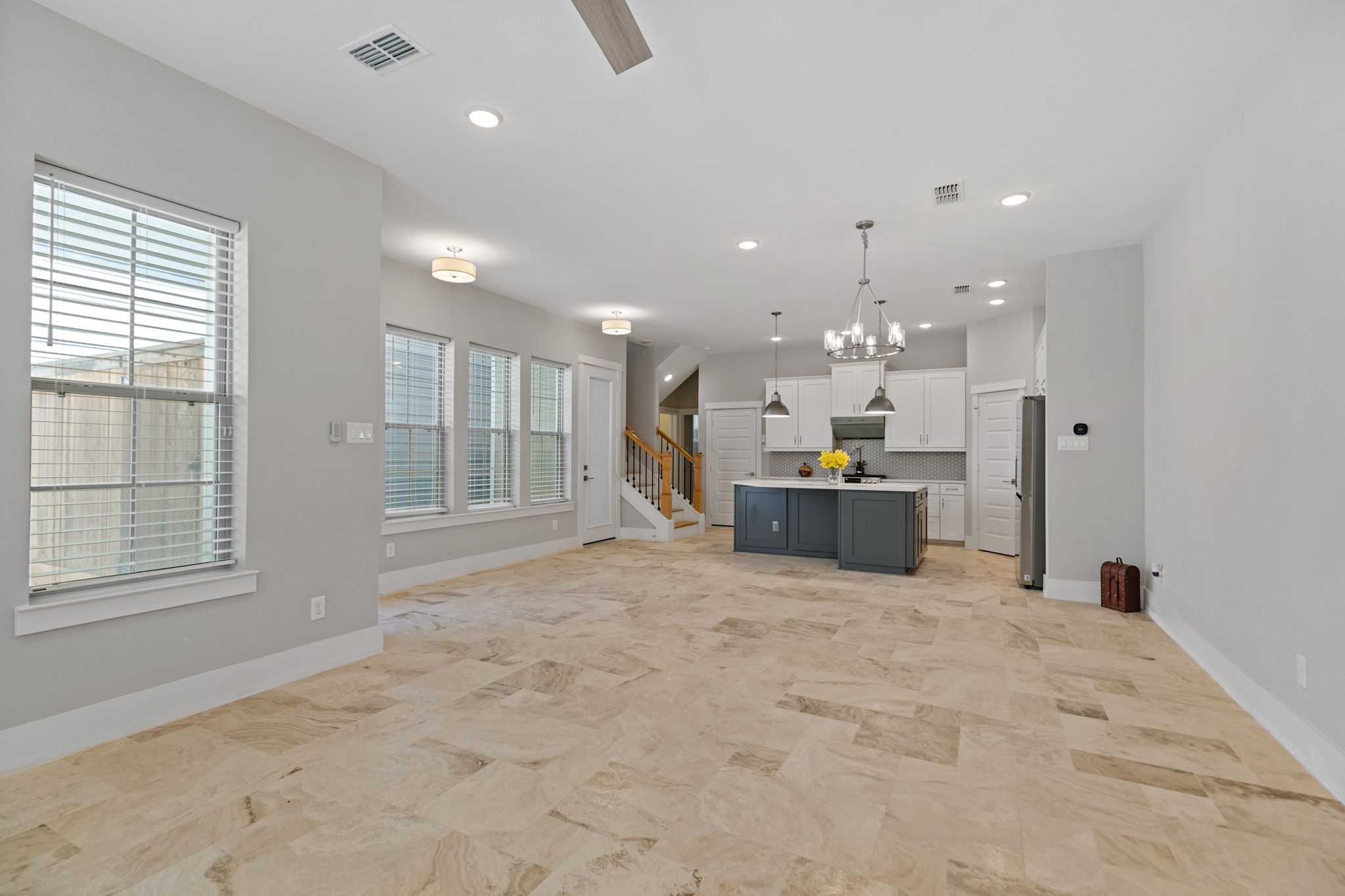 2039 Jadeite Trace Houston, TX 77077 - Photo 9 of 50