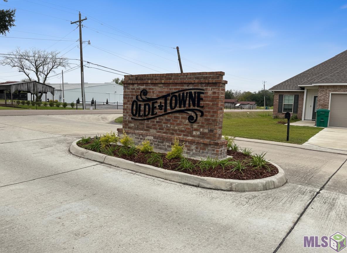 102 Colony Station Thibodaux, LA 70301 - Photo 2 of 11