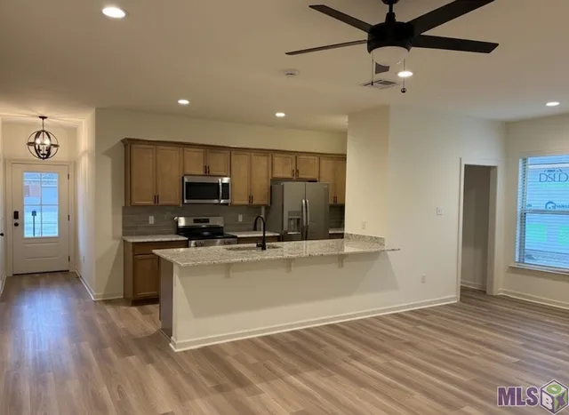 $1,950 | 102 Colony Station, Thibodaux, LA 70301