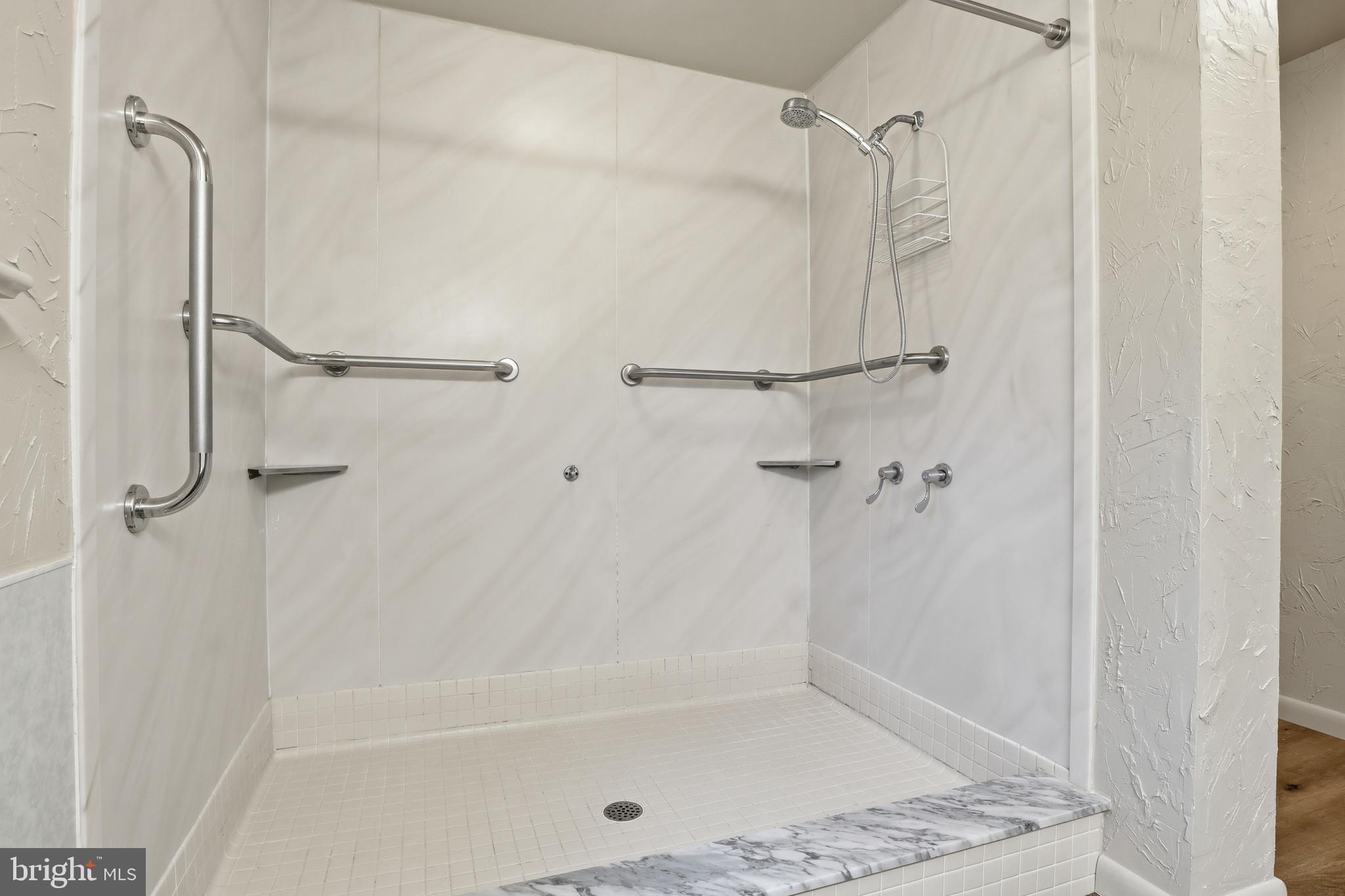 2113 Huntington Road Dover, PA 17315 - Photo 33 of 50 a bathroom with a bath tub