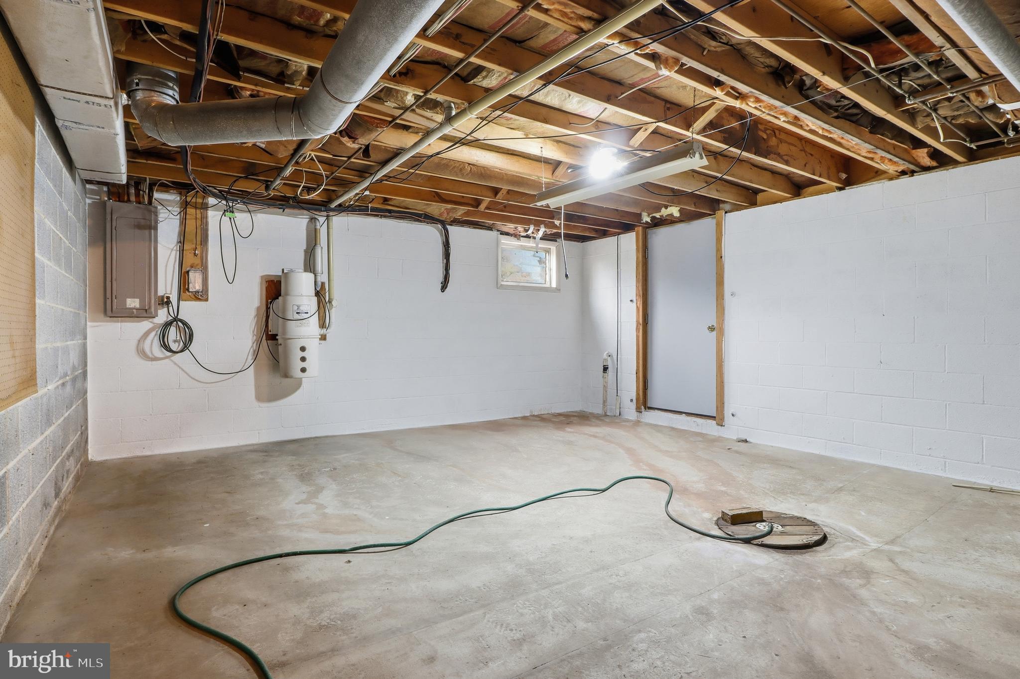 2113 Huntington Road Dover, PA 17315 - Photo 38 of 50