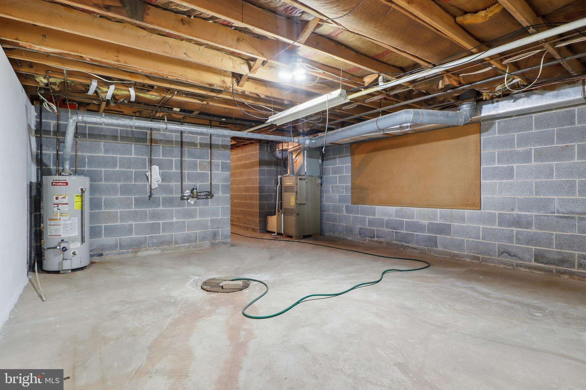 2113 Huntington Road Dover, PA 17315 - Photo 39 of 50 a view of empty room