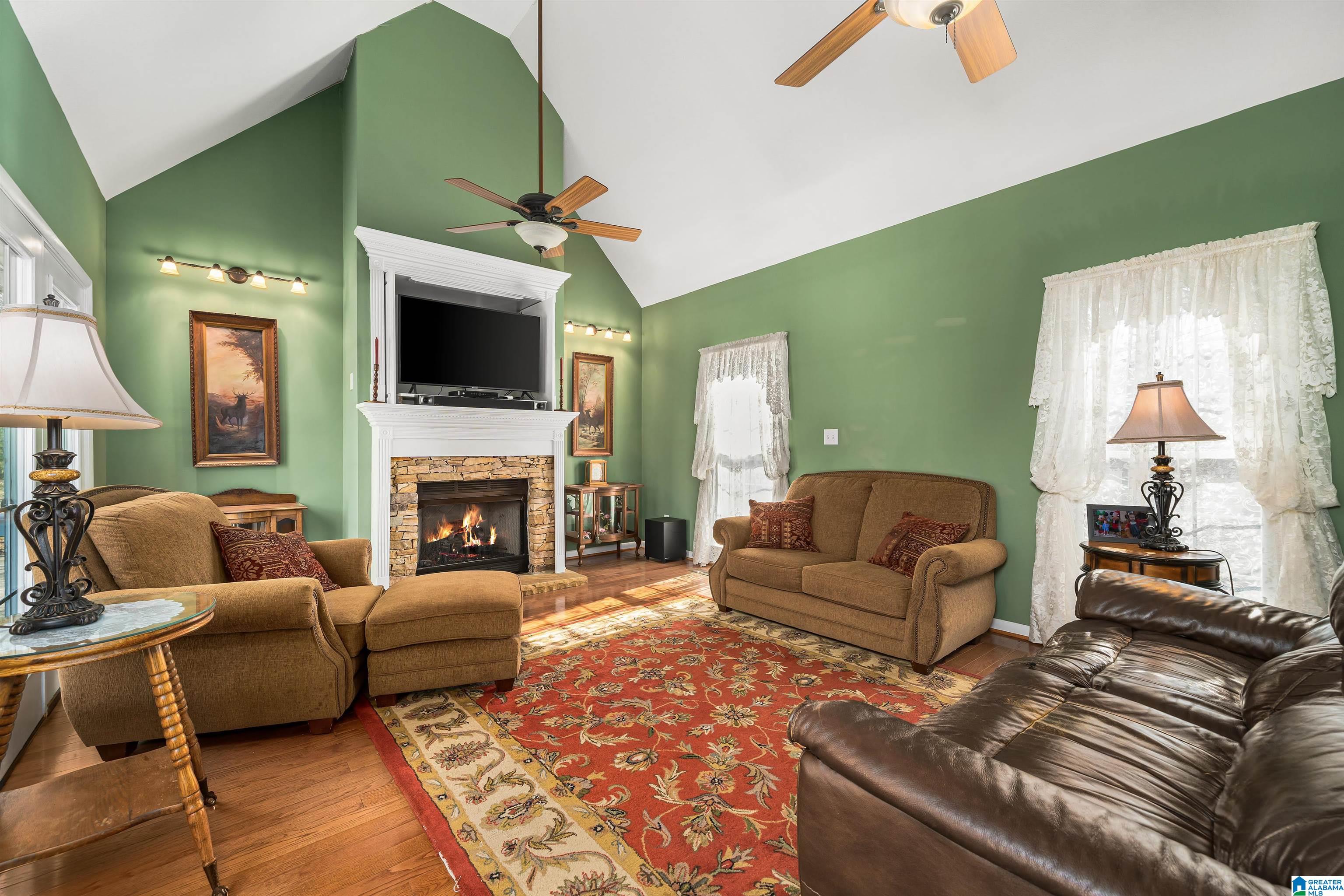 401 Lakeshore Lane Oneonta, AL 35121 - Photo 5 of 24