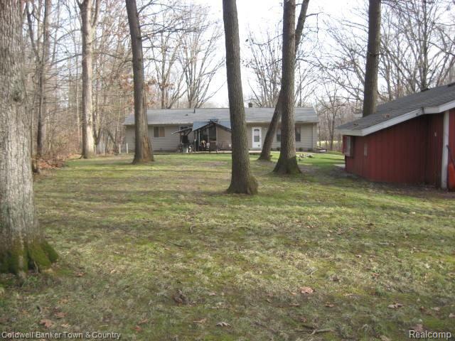 5080 Bradley Road Gregory, MI 48137 - Photo 12 of 38 IMG_3537.JPG