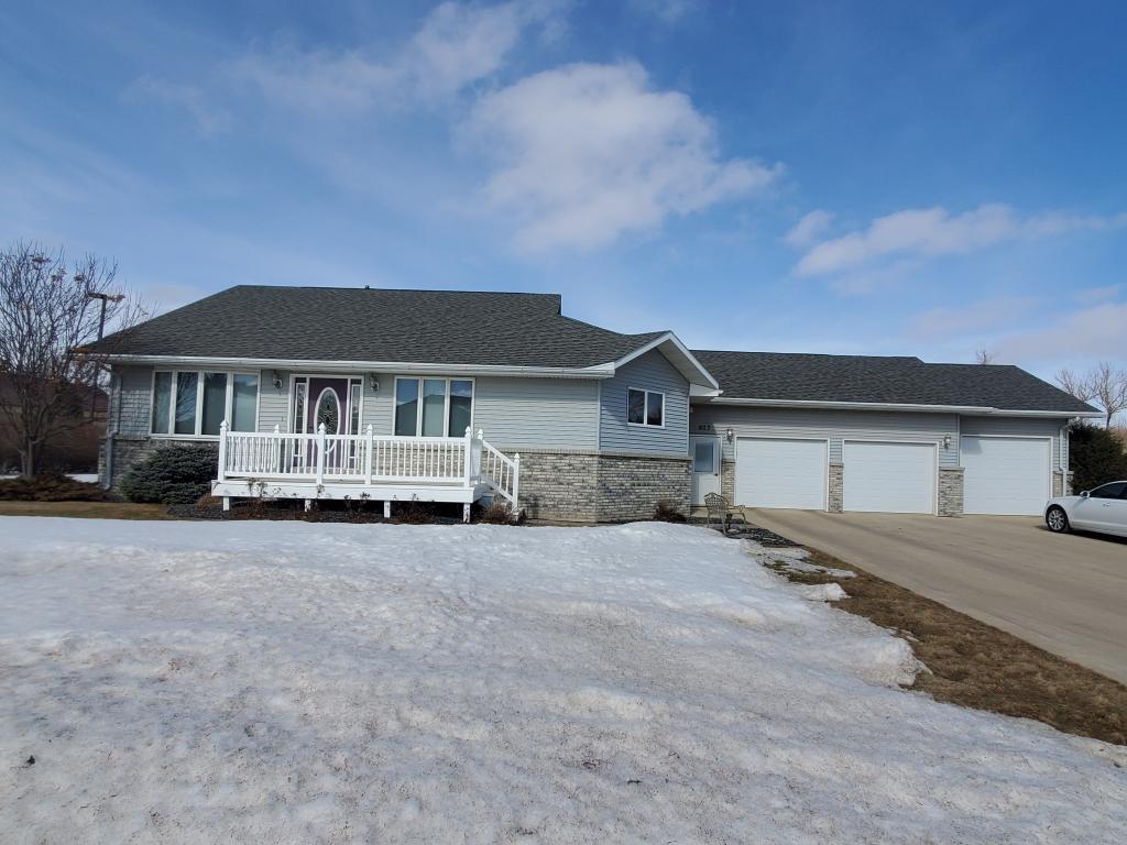 807 8th Street Southwest Pipestone, MN 56164 - Photo 1 of 1 Gallery Image 1