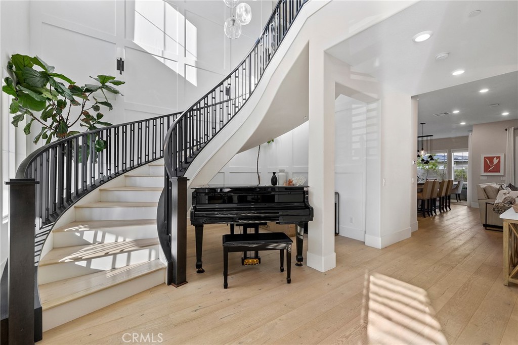 70 Ray Irvine, CA 92618 - Photo 18 of 41 a view of entryway and hall