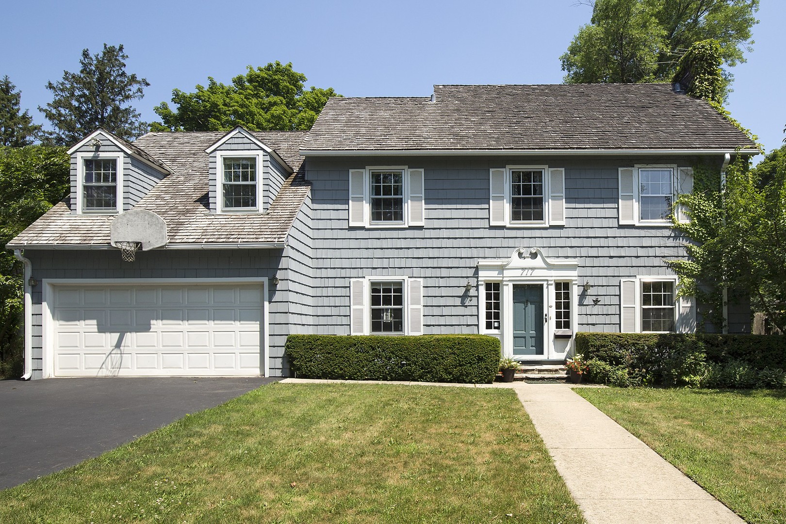 717 Kent Road Kenilworth, IL 60043 - Photo 1 of 19