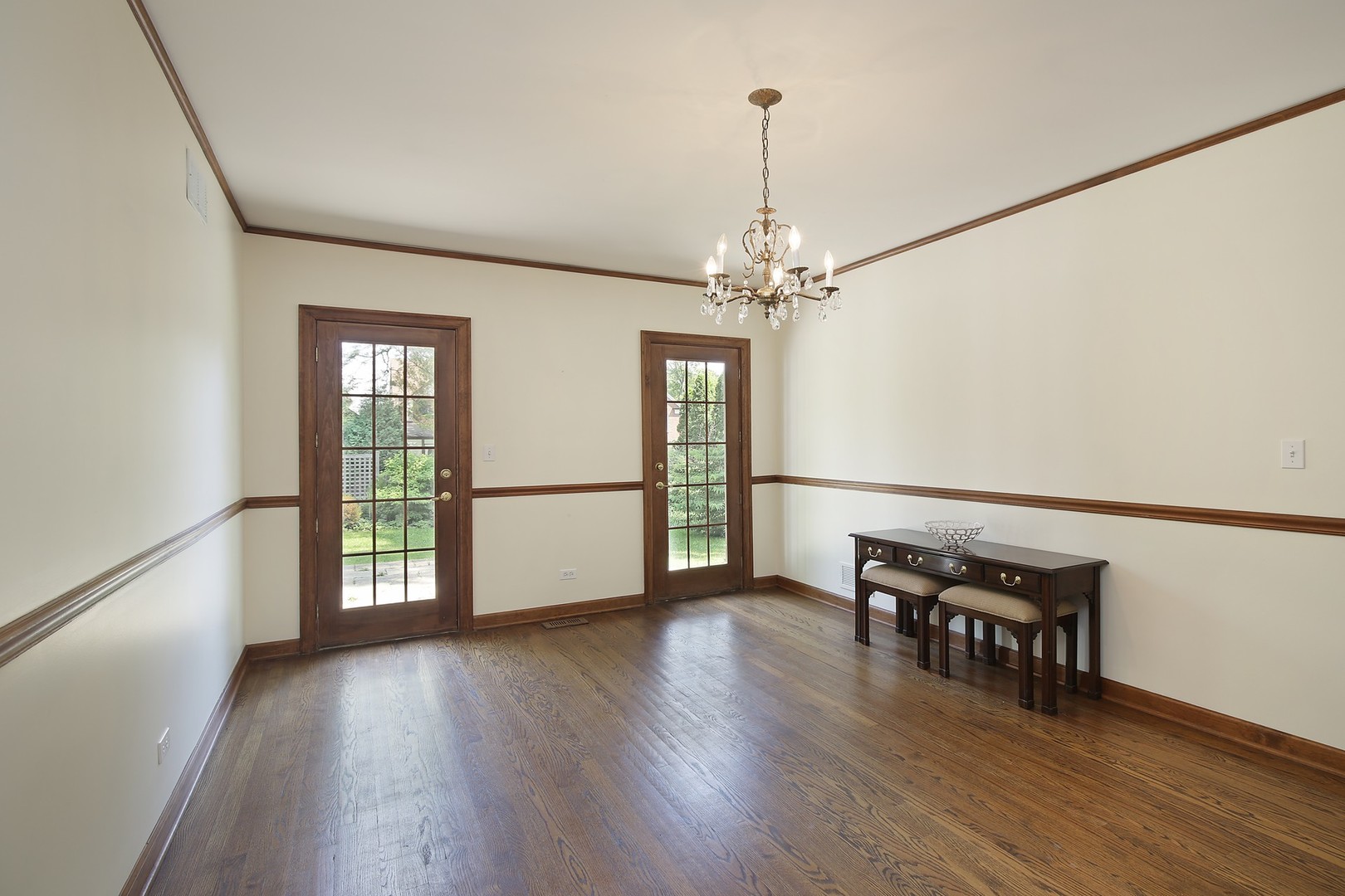 717 Kent Road Kenilworth, IL 60043 - Photo 4 of 19