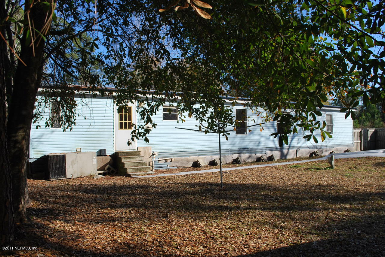 1530 Chaffee Road South Jacksonville, FL 32221 - Photo 19 of 24 Back of home