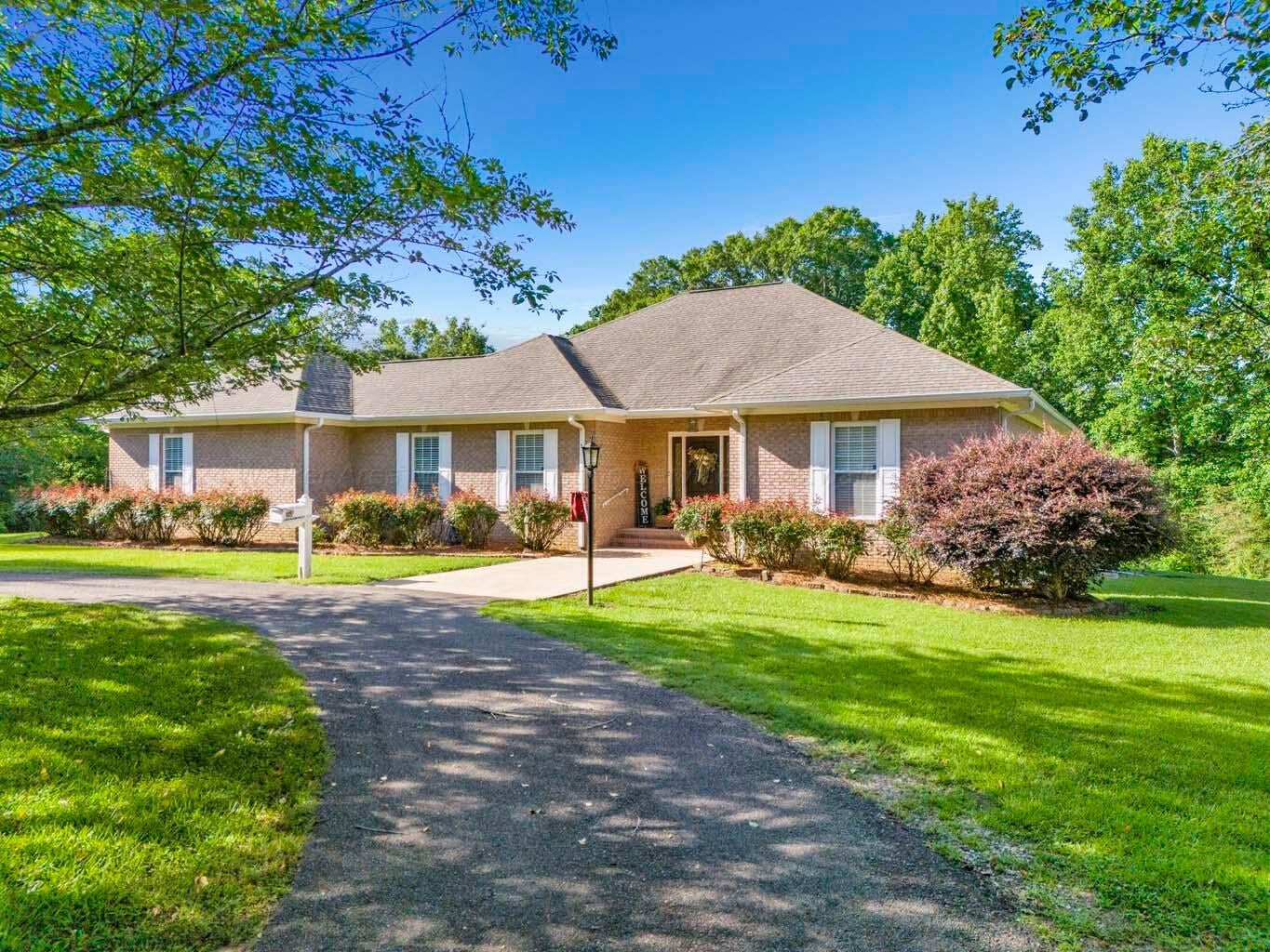 1188 Summerville Road Jasper, AL 35504 - Photo 1 of 43 Gallery Image 1