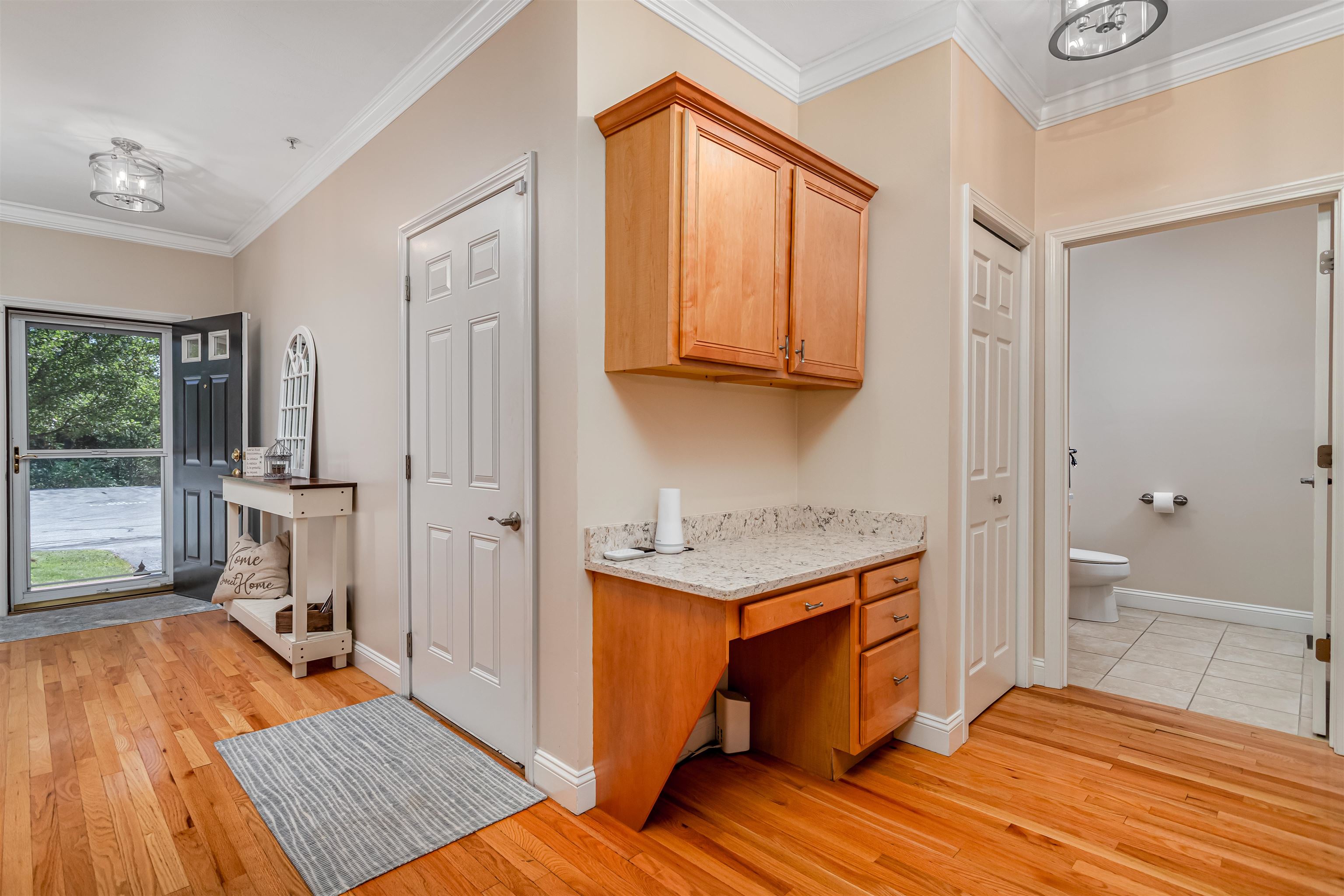 17 Esquire Lane Merrimack, NH 03054 - Photo 11 of 40