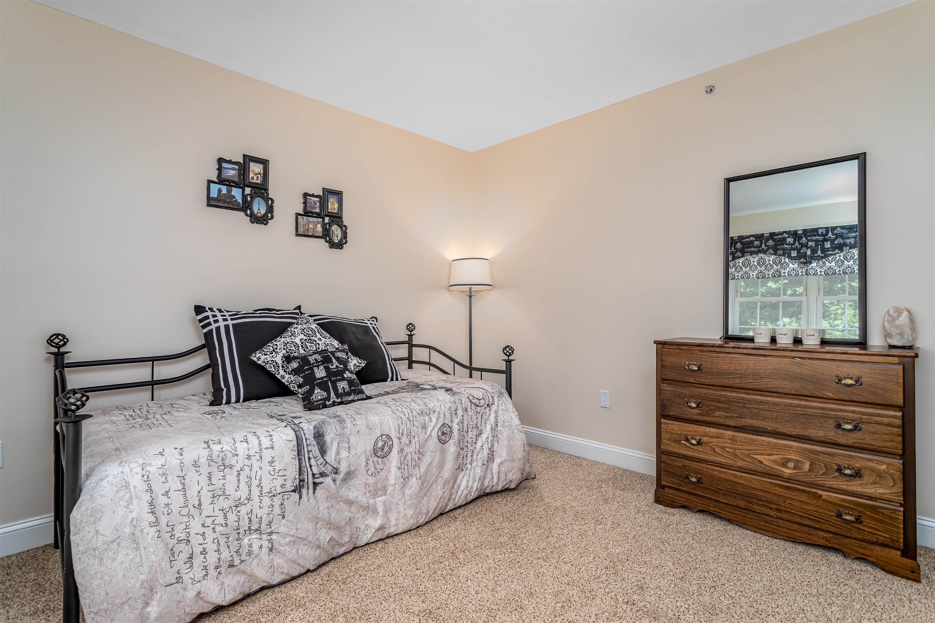 17 Esquire Lane Merrimack, NH 03054 - Photo 25 of 40