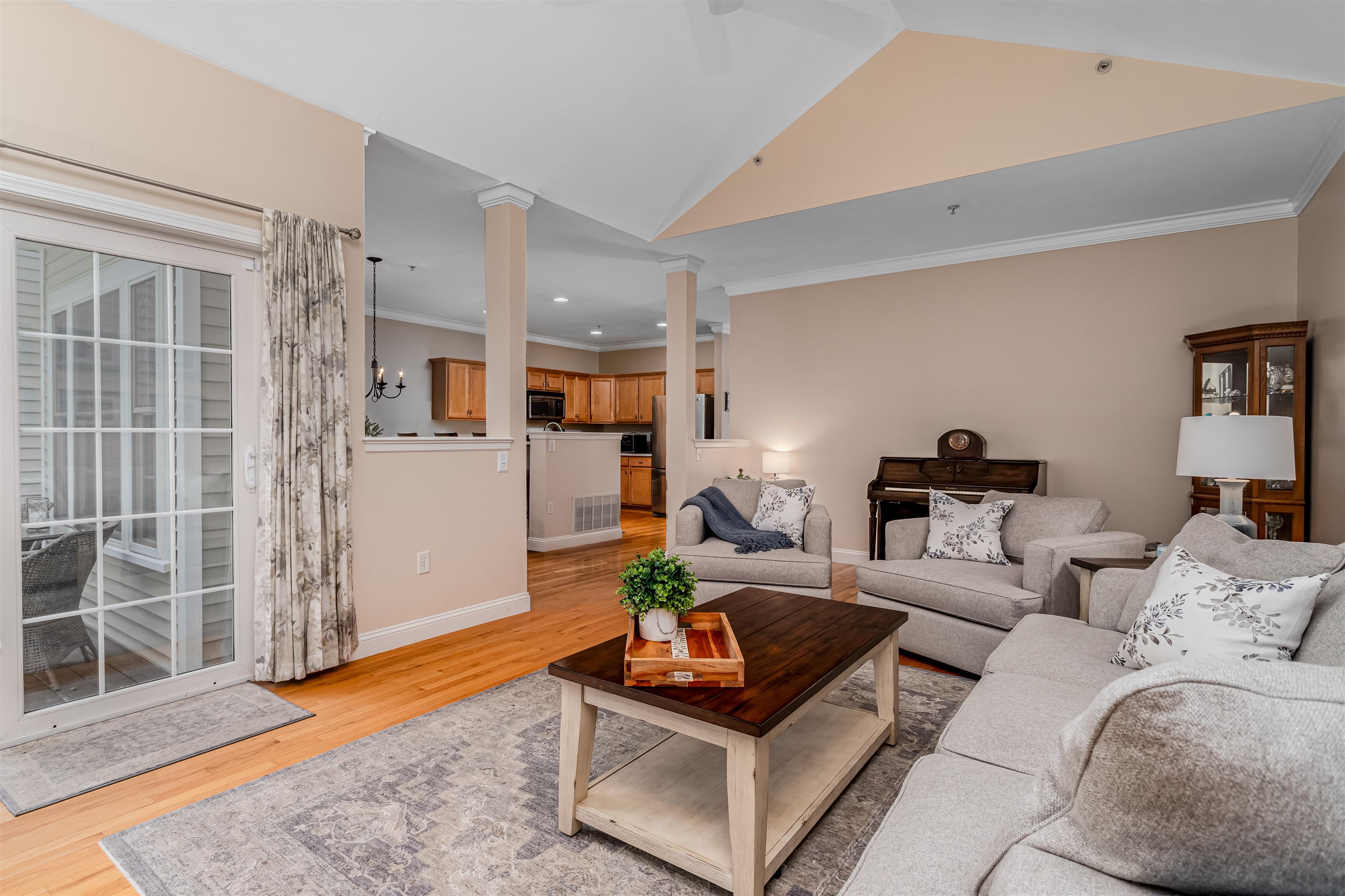 17 Esquire Lane Merrimack, NH 03054 - Photo 7 of 40