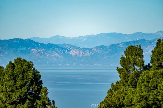 $2,798,000 | 30105 Ave Esplendida, Rancho Palos Verdes, CA 90275