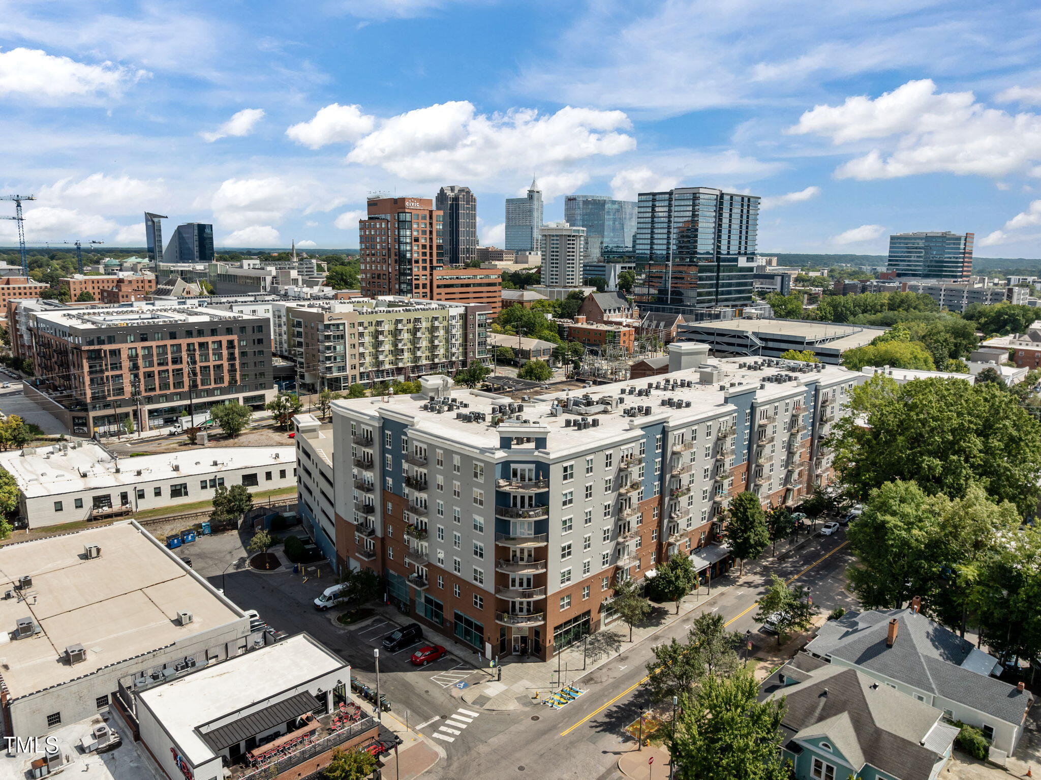 222 Glenwood Avenue, Unit 313 Raleigh, NC 27603 - Photo 45 of 51 50-web-or-mls-DJI_0627