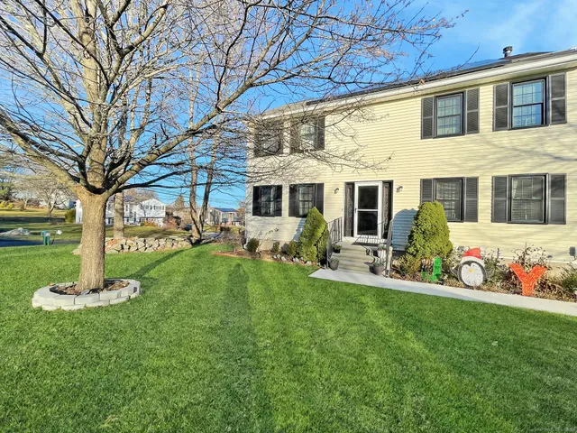 $462,000 | 7 Ford Lane, Torrington, CT 06790