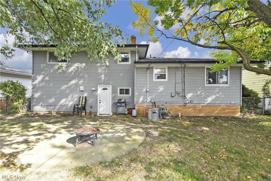 6792 Tobik Trail Parma Heights, OH 44130 - Photo 3 of 35 Gallery Image 3