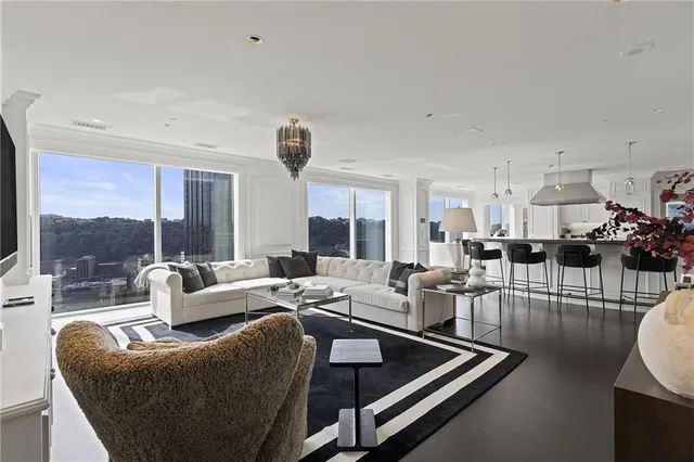 $5,250,000 | 550 Market Street, Unit PH, Pittsburgh, PA 15222