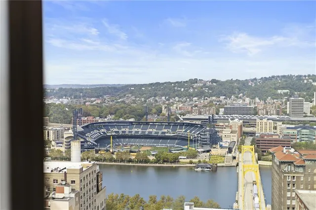 $5,250,000 | 550 Market Street, Unit PH, Pittsburgh, PA 15222