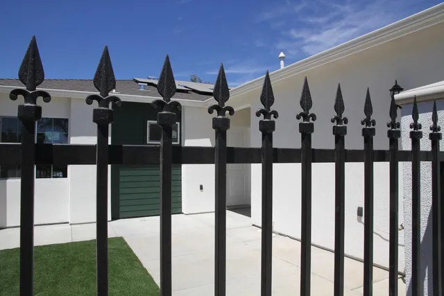 $759,900 | 728 West Vassar Avenue, Fresno, CA 93705