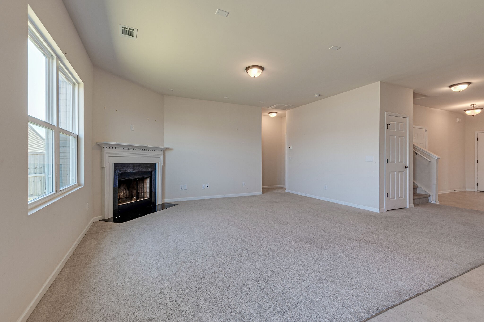 1439 Old Stone Road Lebanon, TN 37087 - Photo 14 of 39 a view of an empty room with a window