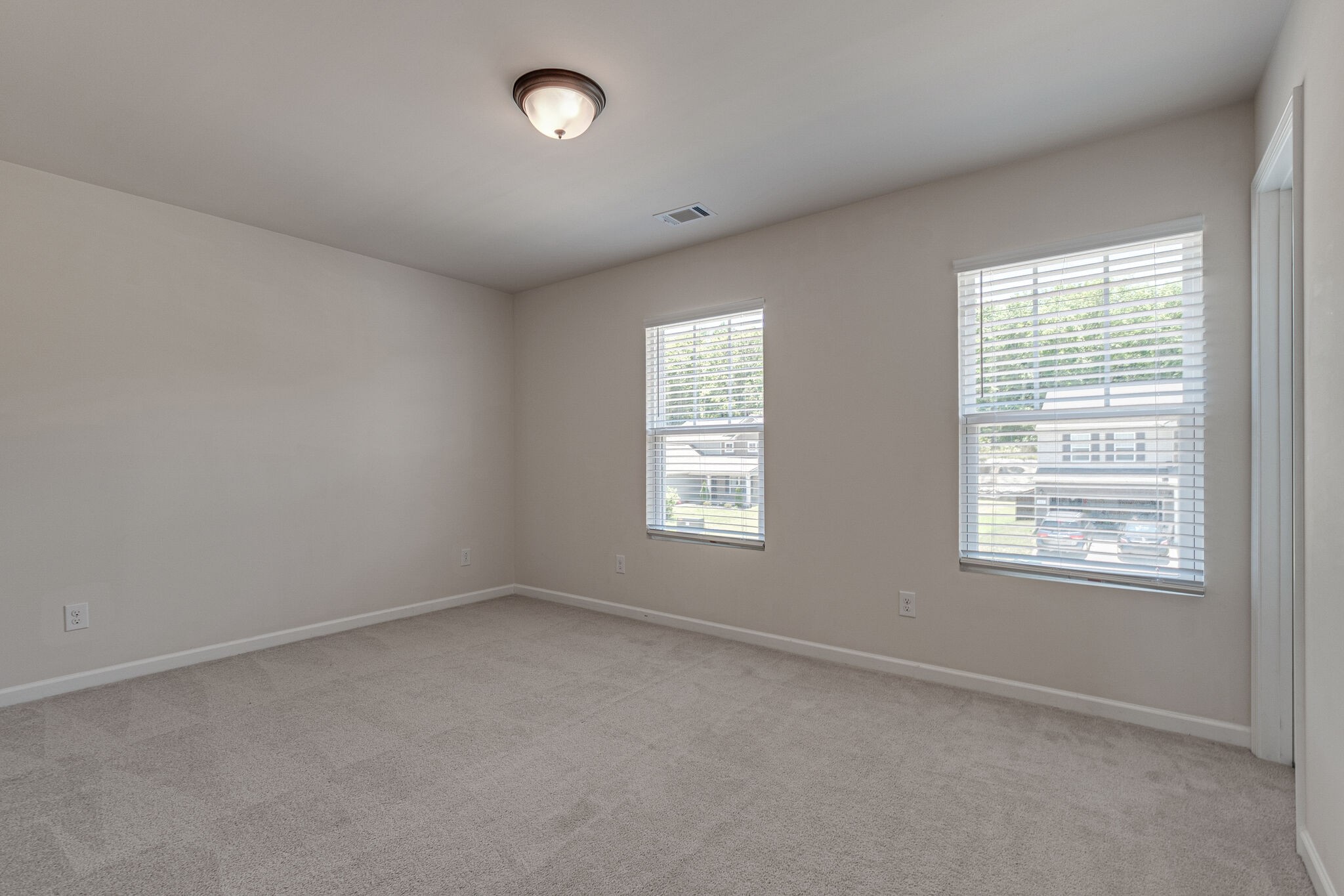 1439 Old Stone Road Lebanon, TN 37087 - Photo 30 of 39 an empty room with a window