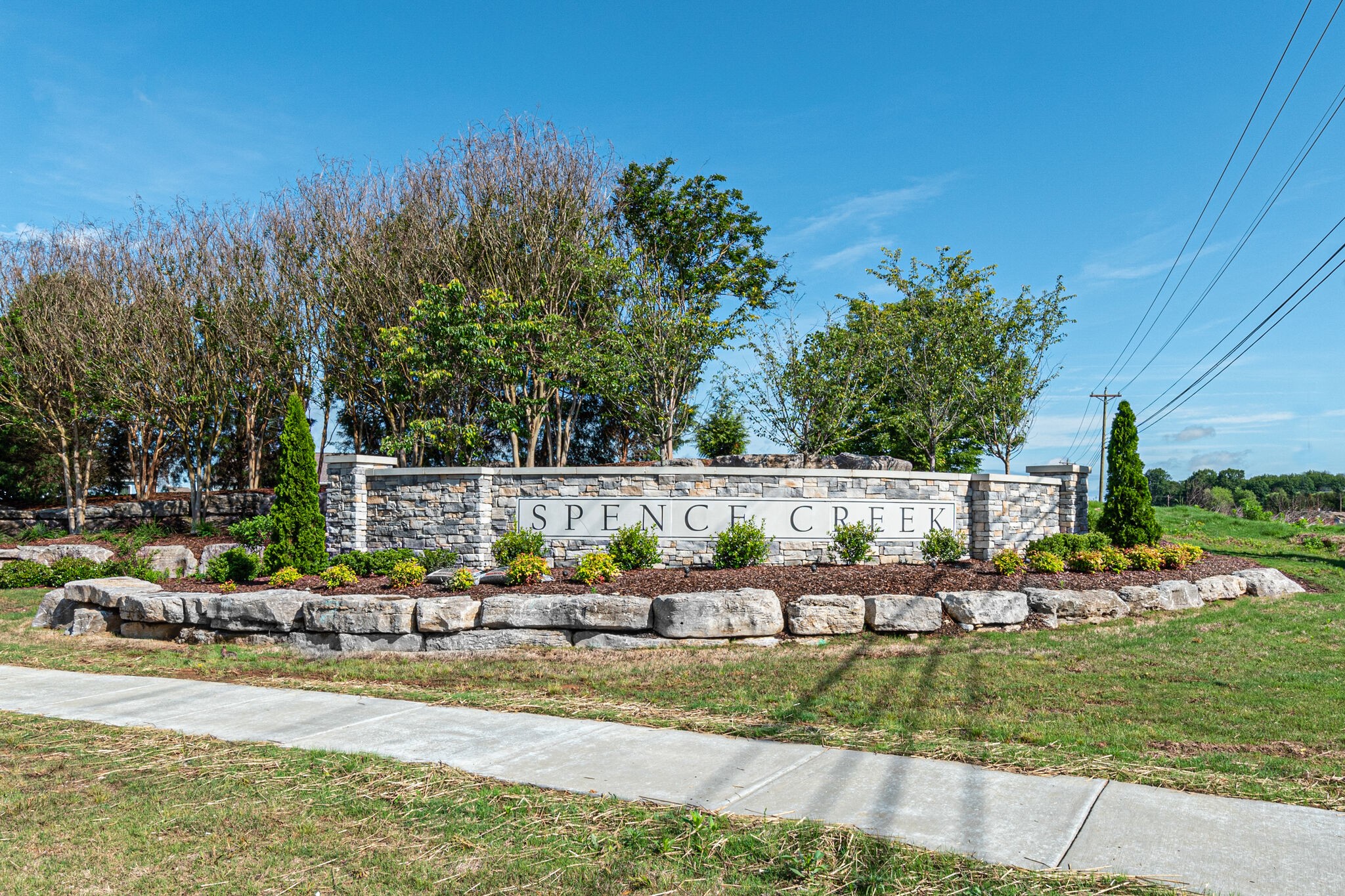 1439 Old Stone Road Lebanon, TN 37087 - Photo 35 of 39 a view of a yard with table and chairs