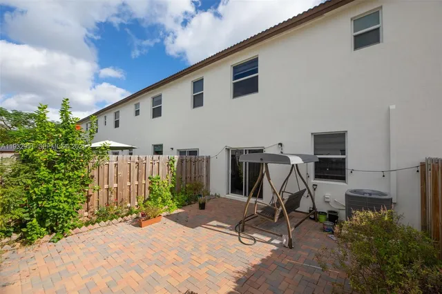 $3,400 | 12604 Northwest 23rd Place, Miami, FL 33167