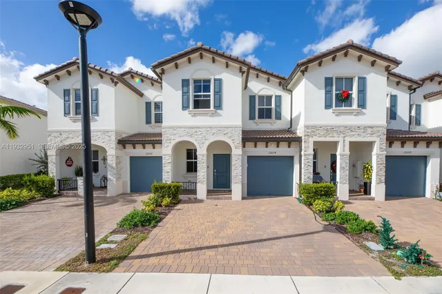 $3,400 | 12604 Northwest 23rd Place, Miami, FL 33167