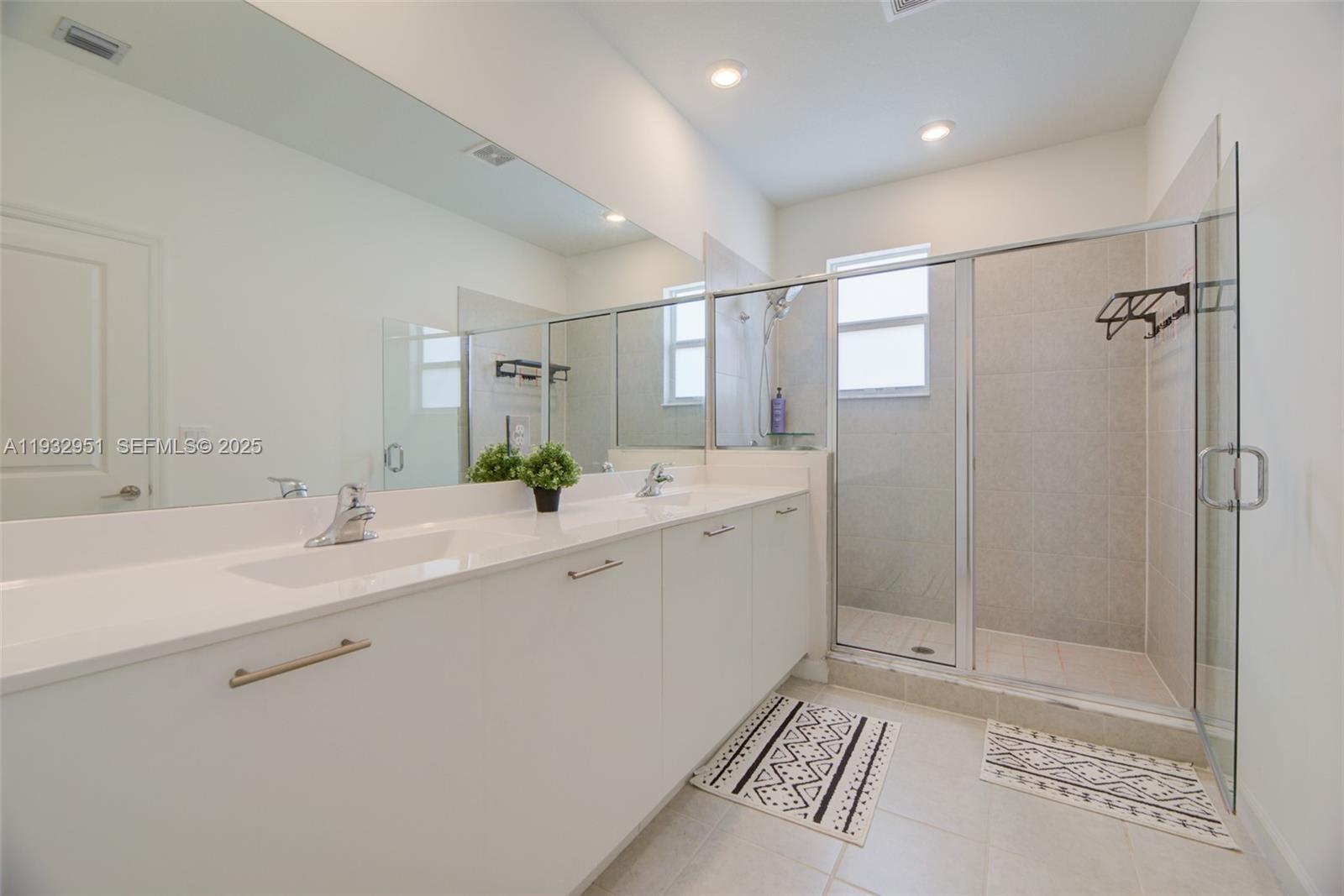 12604 Northwest 23rd Place Miami, FL 33167 - Photo 24 of 38