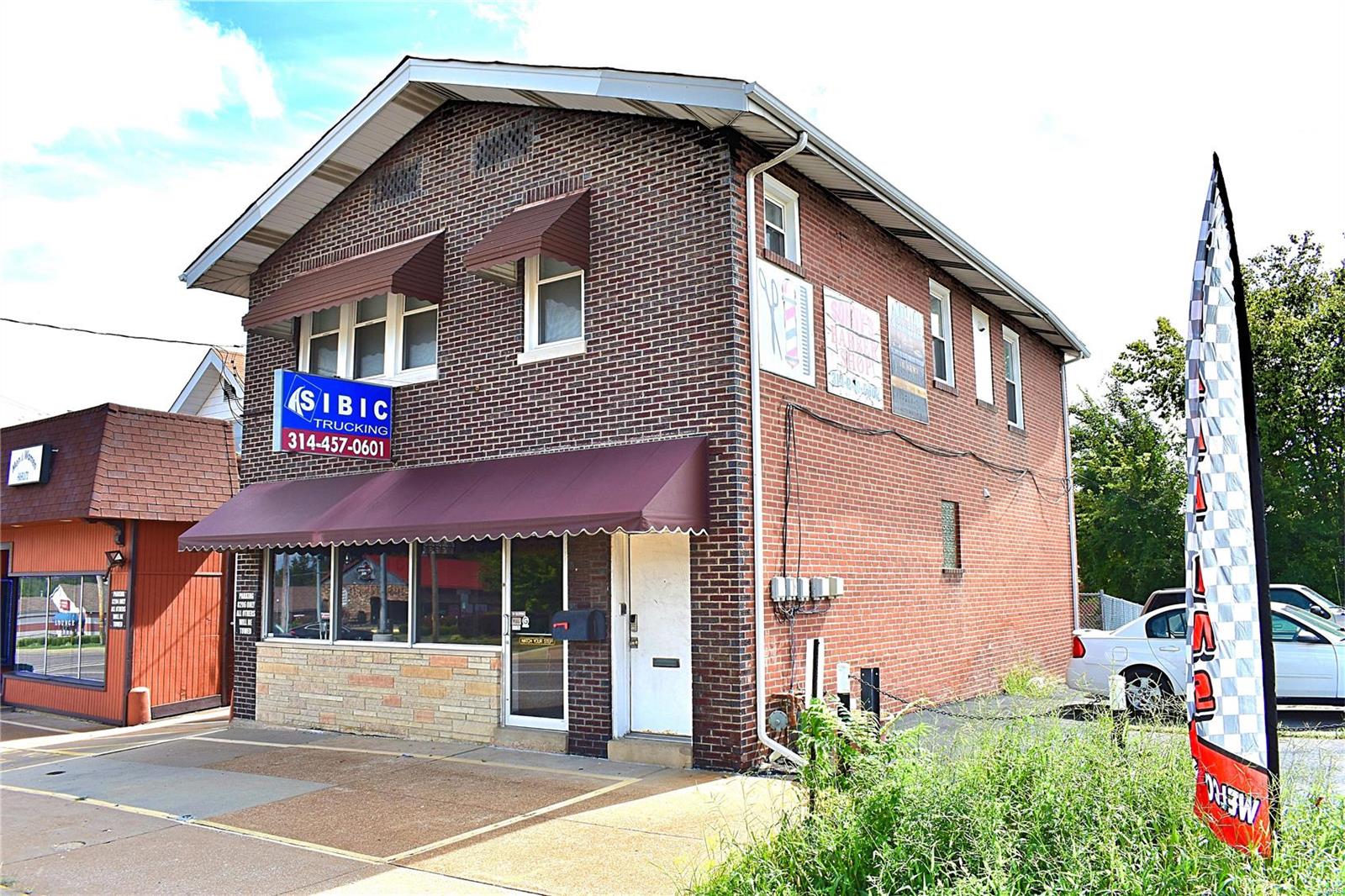 8206 Gravois Road St. Louis, MO 63123 - Photo 1 of 30