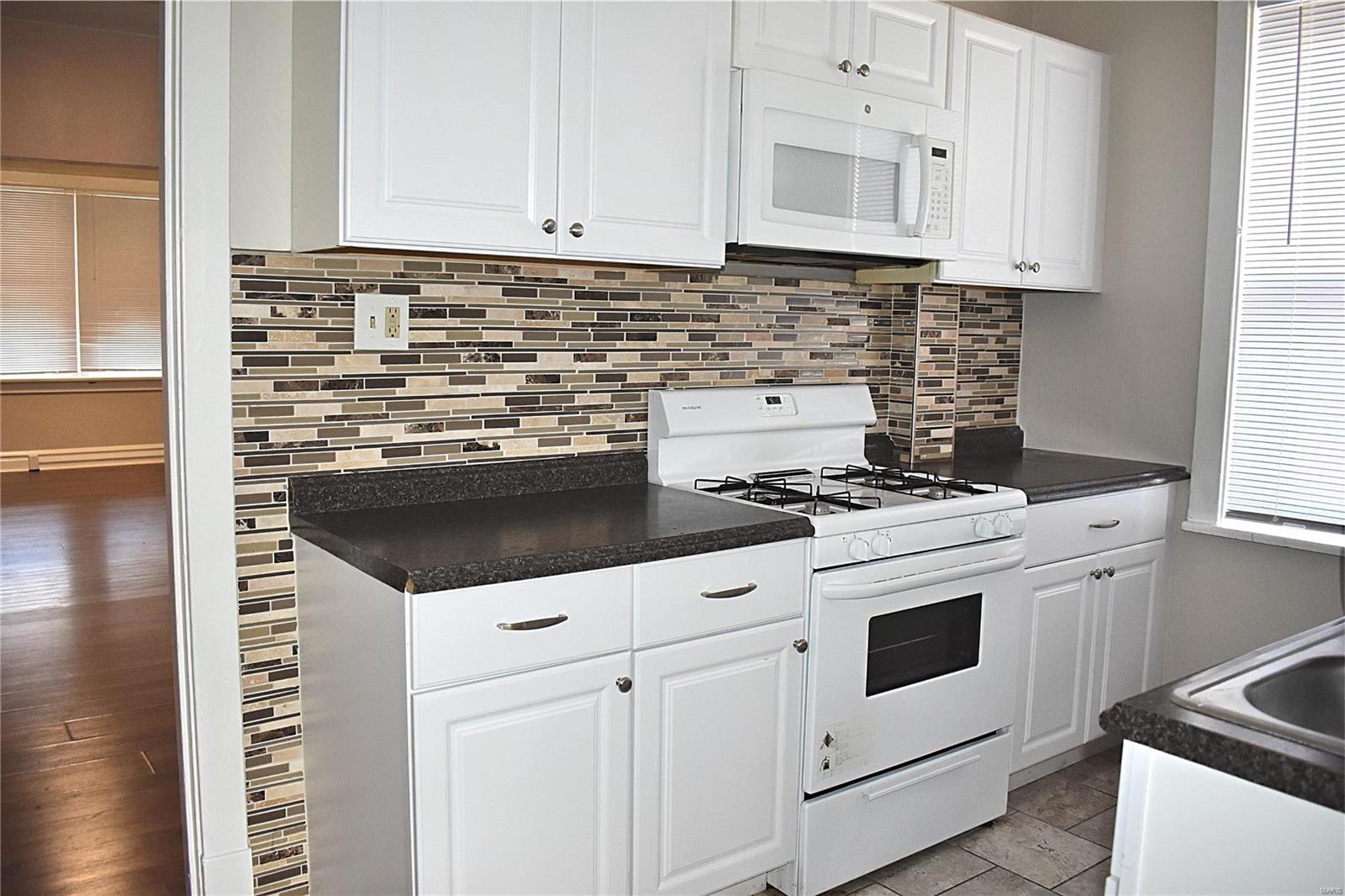 8206 Gravois Road St. Louis, MO 63123 - Photo 8 of 30