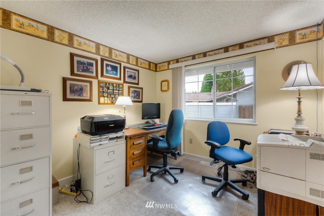 16223 143rd Place Southeast Renton, WA 98058 - Photo 11 of 20 Gallery Image 11