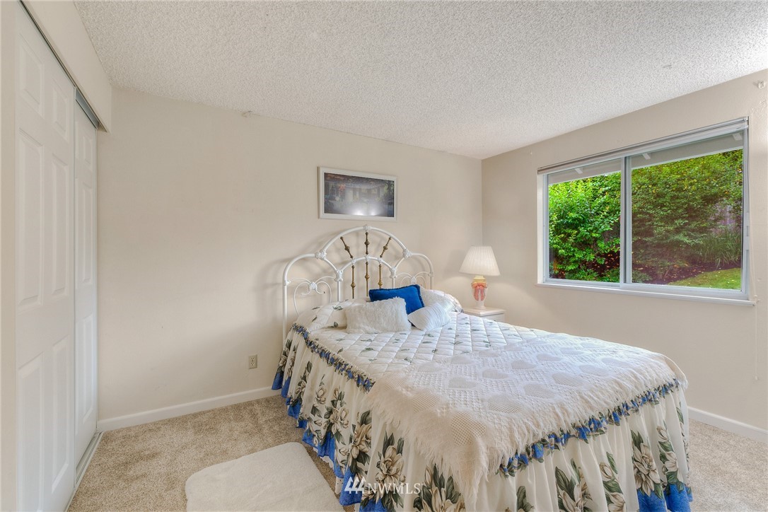 16223 143rd Place Southeast Renton, WA 98058 - Photo 12 of 20 Gallery Image 12