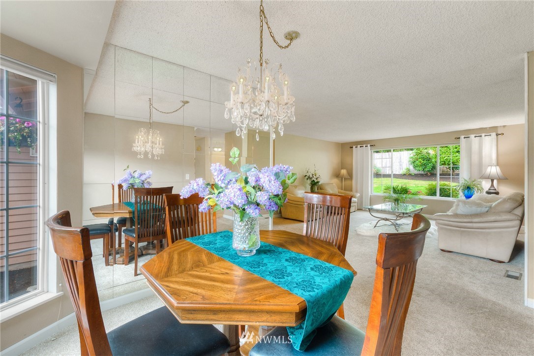 16223 143rd Place Southeast Renton, WA 98058 - Photo 10 of 20 Gallery Image 10